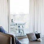 Apartamento White Attic - By Myhomeincomo