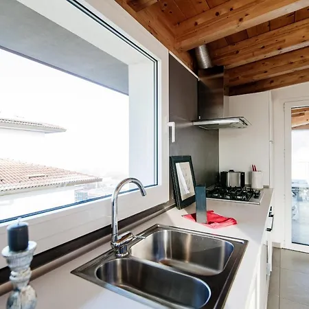 White Attic - By Myhomeincomo *