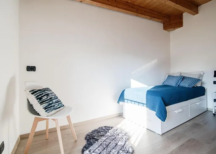 White Attic - By Myhomeincomo