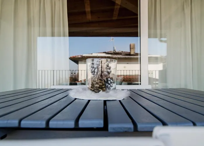 Διαμέρισμα White Attic - By Myhomeincomo Camnago Volta