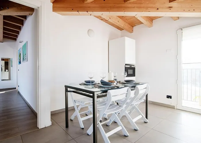 White Attic - By Myhomeincomo