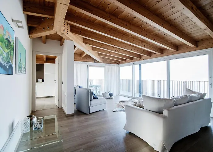 White Attic - By Myhomeincomo