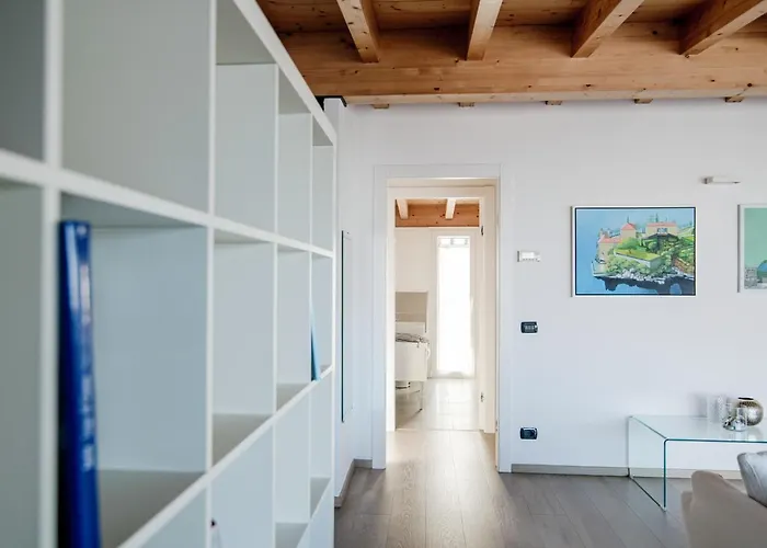 White Attic - By Myhomeincomo