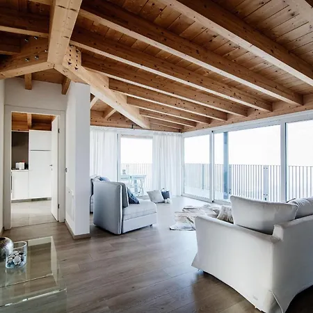 White Attic - By Myhomeincomo